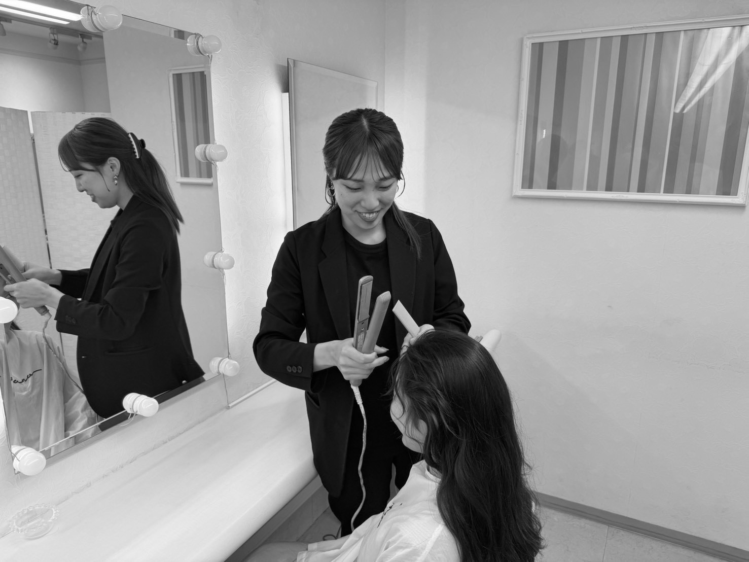 ティアラのヘアメイクスタッフ